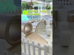 تجهیزات بازي نرم در اطاق براي بچه ها مرکز مهموني بچه هاي طلایی و سفيد