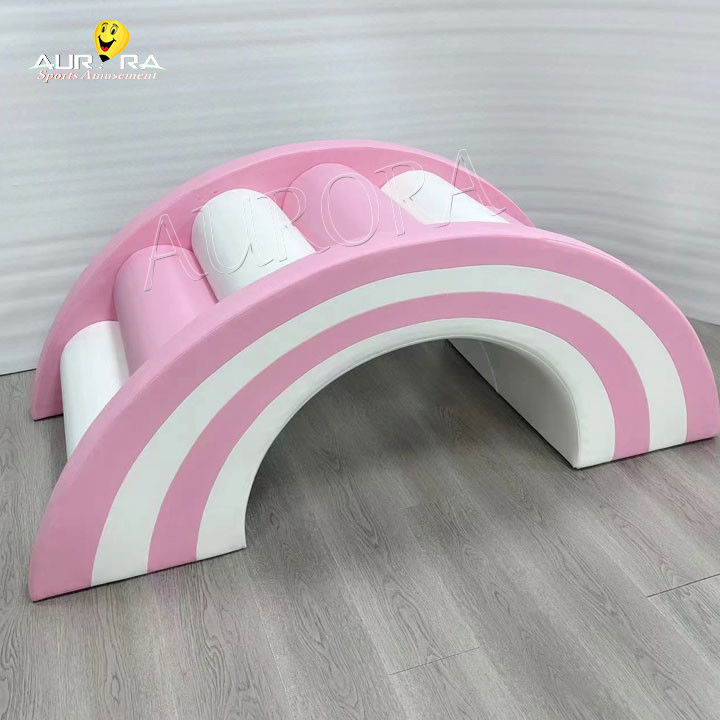 تجهیزات صعود روزه و سفيد براي مهموني
